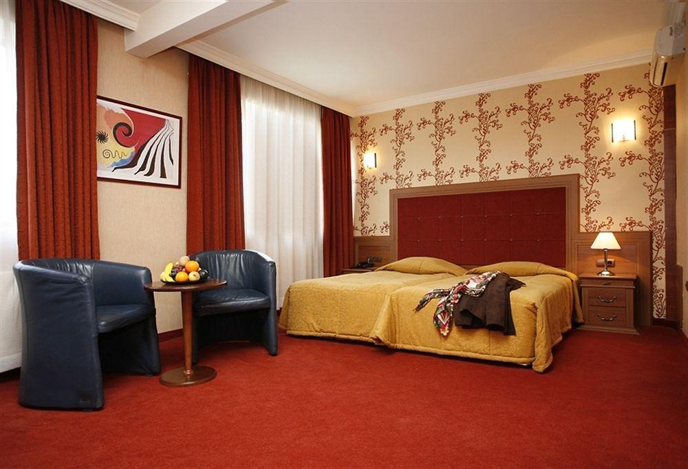 Bulgaria Star Hotel Plovdiv Room photo